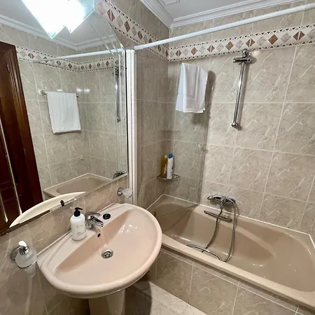 Reyes De España / Free Parking&wi Fi Apartamento *