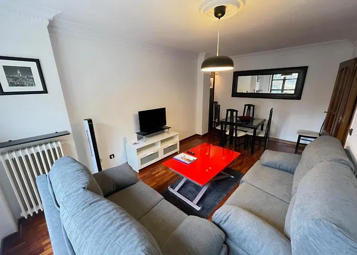 Reyes De Espana / Free Parking & Wi Fi Apartmán *