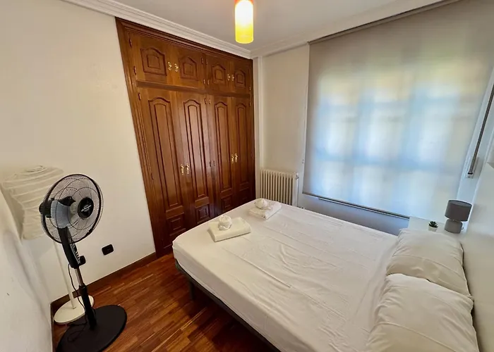 Reyes De Espana / Free Parking & Wi Fi