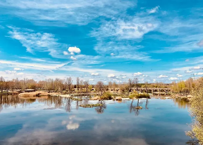 Reyes De Espana / Free Parking & Wi Fi